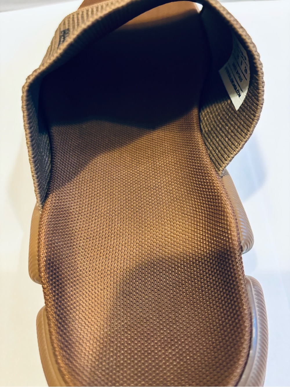 Balenciaga women’s Brown Knit Slides - Picture 5 of 8